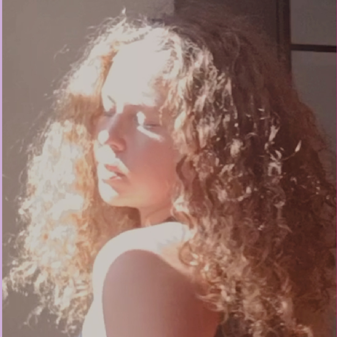 ghroove_carre